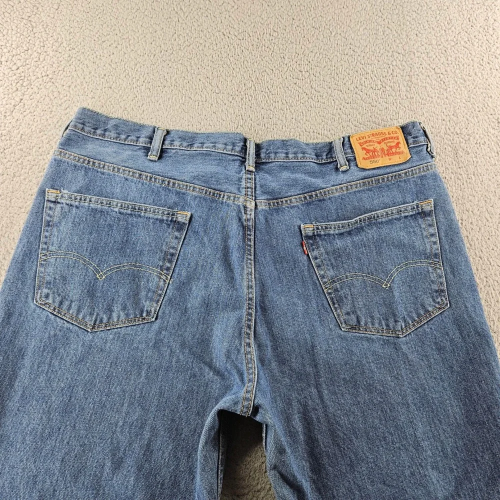 Levis 550 Jeans Mens 44x30 Blue Relaxed Fit Tapered Leg Baggy Workwear‎